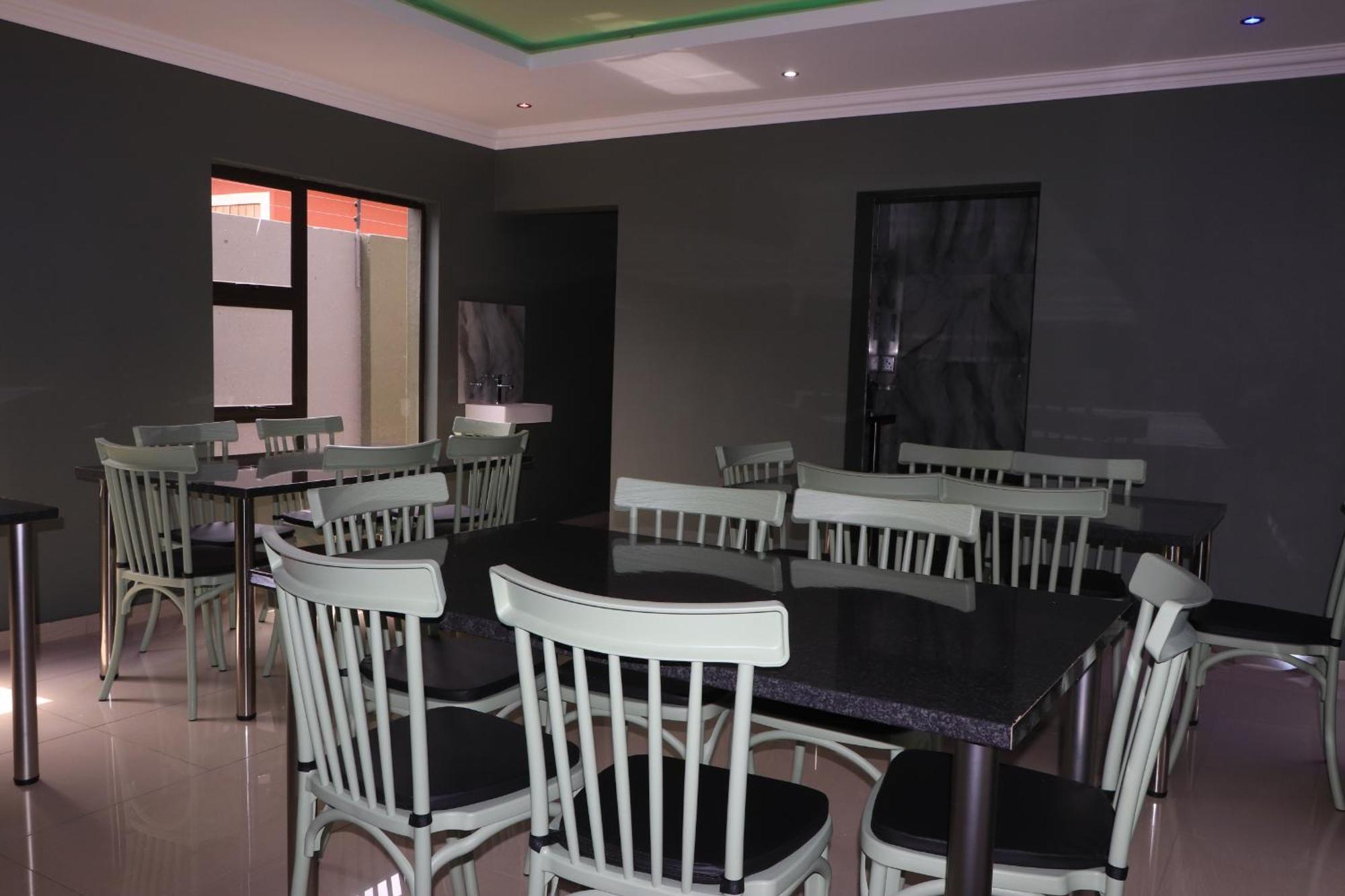 Wise Bird Guest House Roodepoort Exterior foto